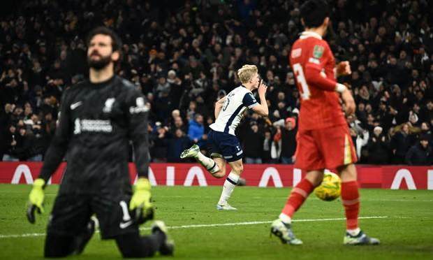 PG模拟器-林良锋：平曼联输热刺 利物浦新年真要还债了？