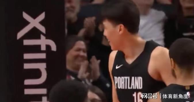 麻将胡了-16投14中，杨瀚森豪取31+8+2，手感太变态